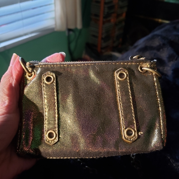 Charlotte Russe small crossbody metallic gold bag - Picture 3 of 6